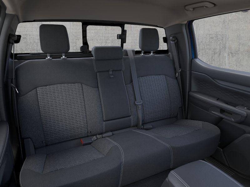 Vehicle photo 11