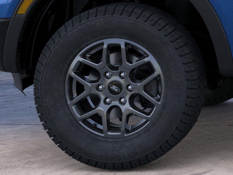 Vehicle photo 19
