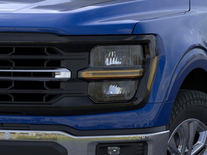 Vehicle photo 18