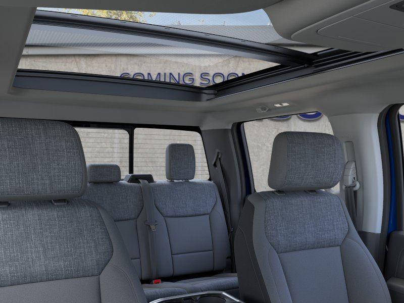 Vehicle photo 22