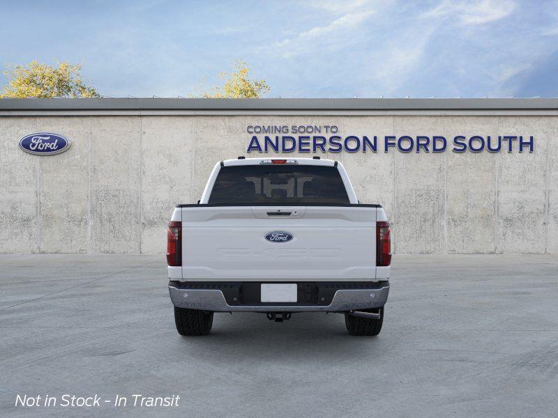 Vehicle photo 5