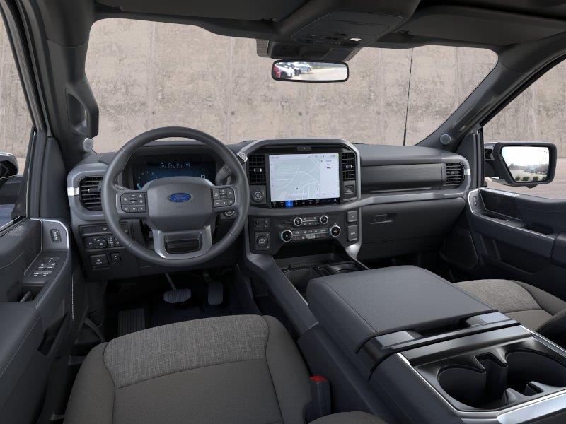 Vehicle photo 9
