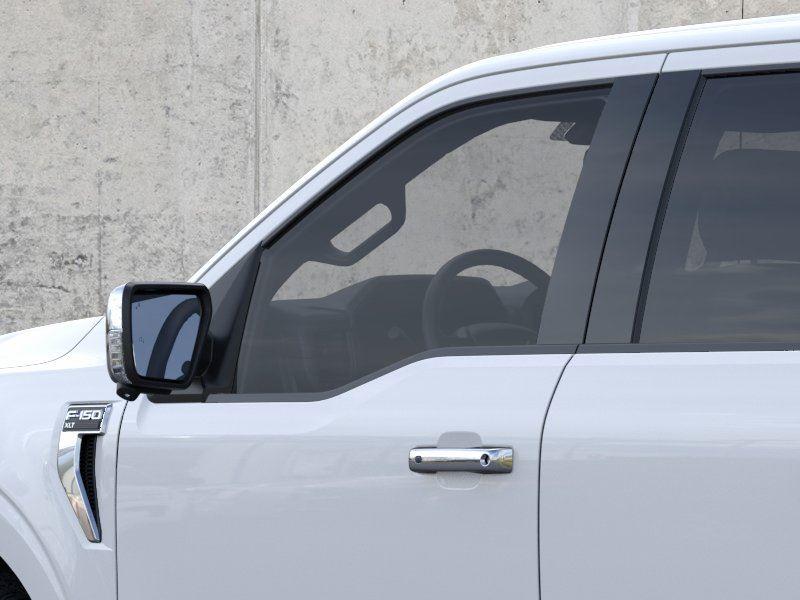 Vehicle photo 20