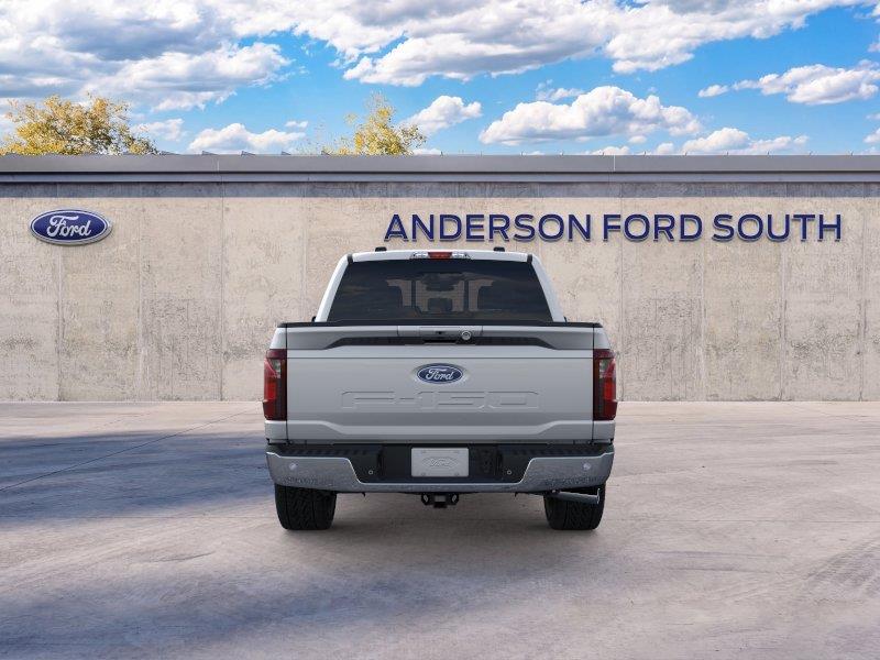 Vehicle photo 5