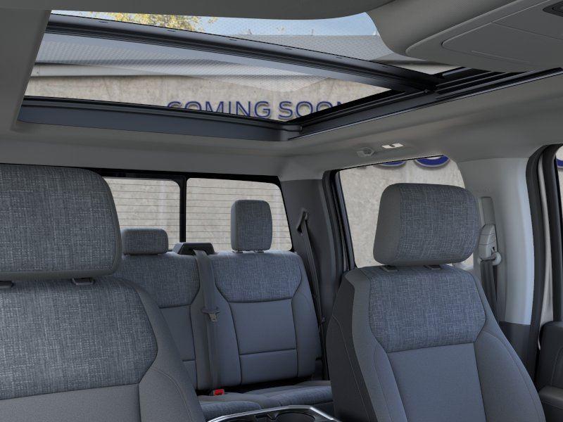 Vehicle photo 22