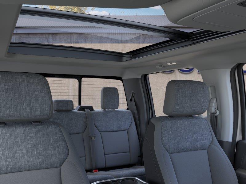 Vehicle photo 22