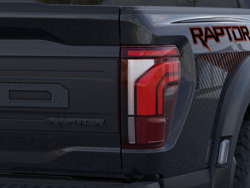 Vehicle photo 21