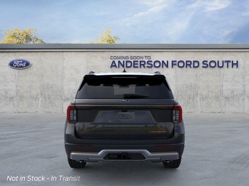 Vehicle photo 5