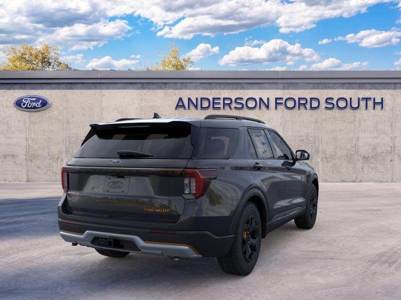 Vehicle photo 8