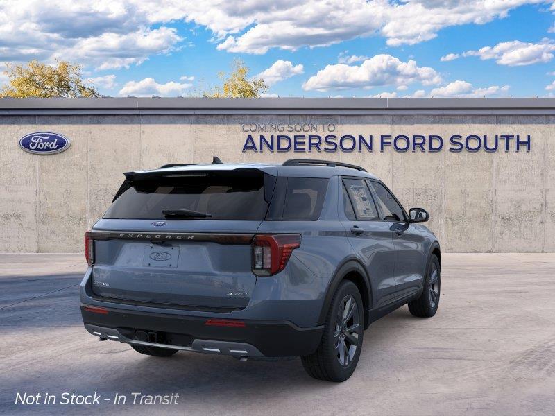 Vehicle photo 8