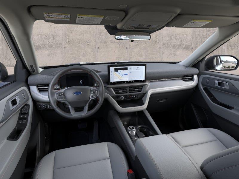 Vehicle photo 9