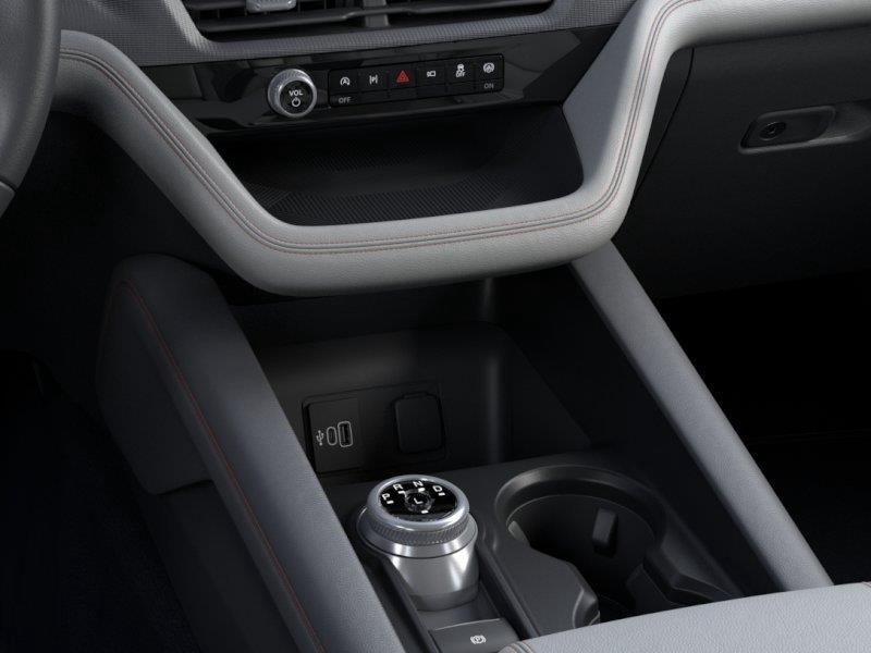 Vehicle photo 15