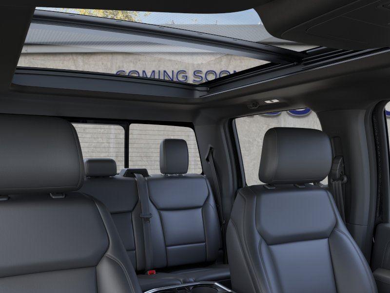 Vehicle photo 22