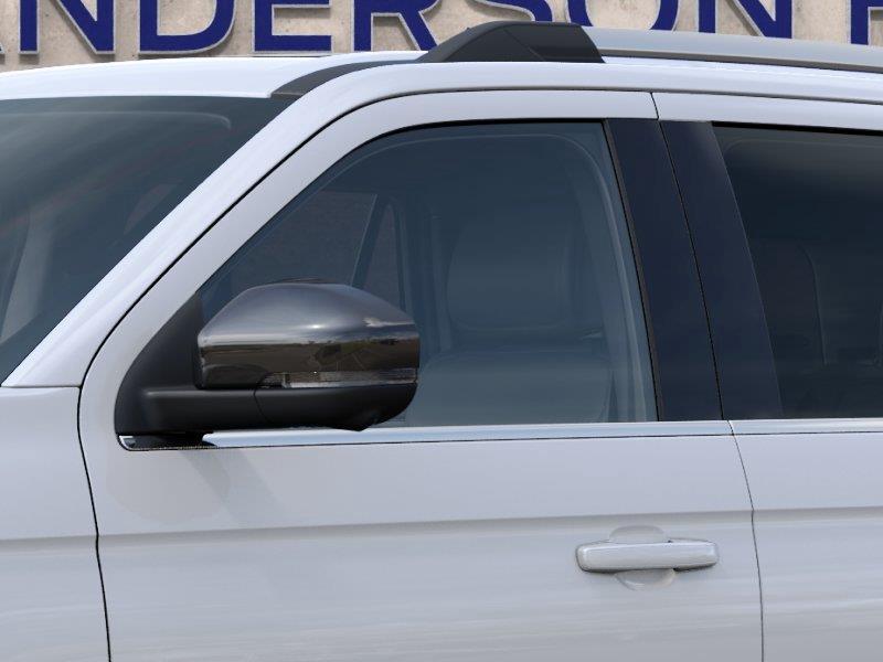 Vehicle photo 20