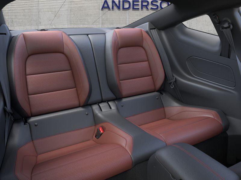 Vehicle photo 11