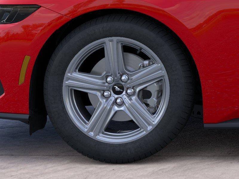 Vehicle photo 19