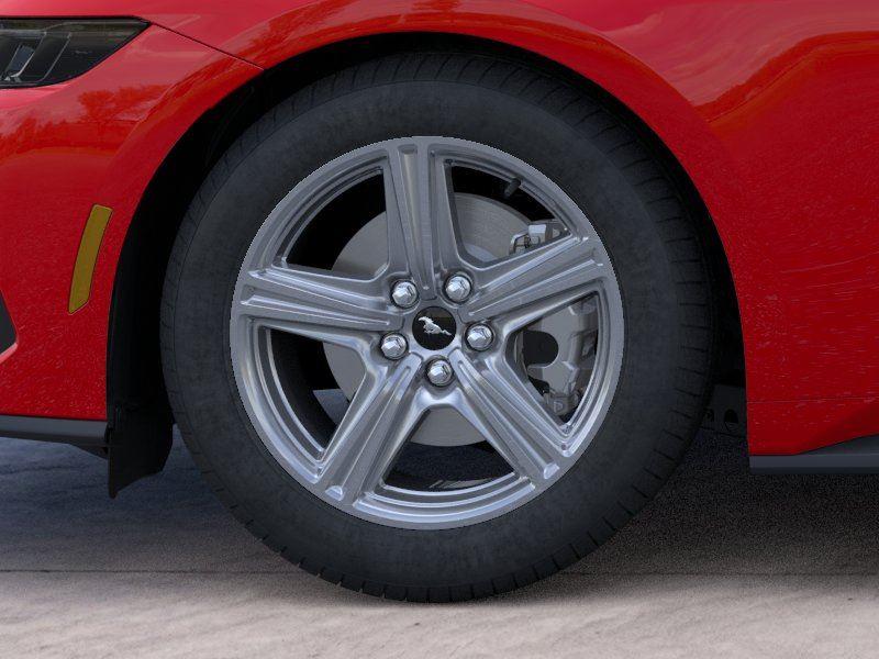 Vehicle photo 19
