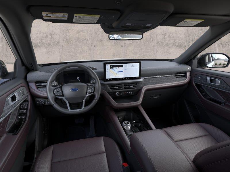 Vehicle photo 9