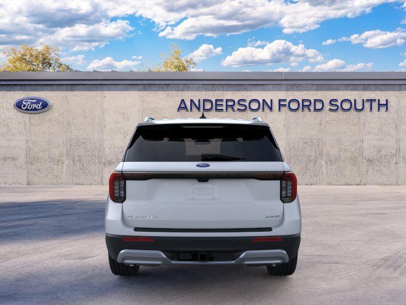 Vehicle photo 5