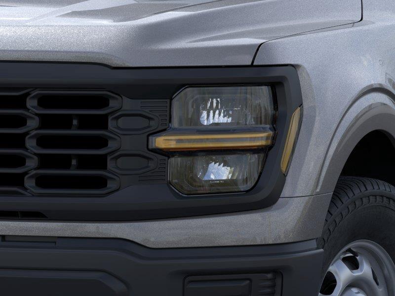 Vehicle photo 18