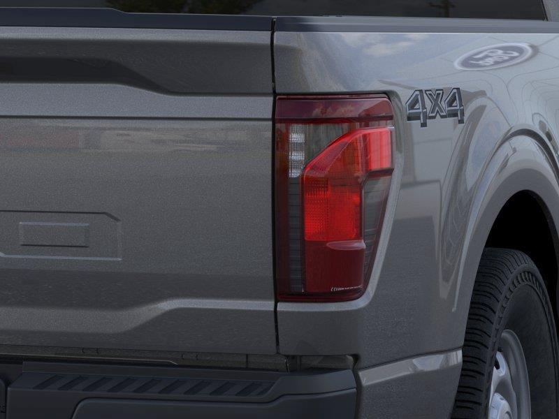Vehicle photo 21