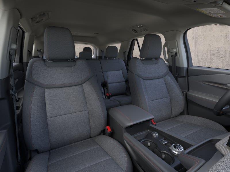 Vehicle photo 10