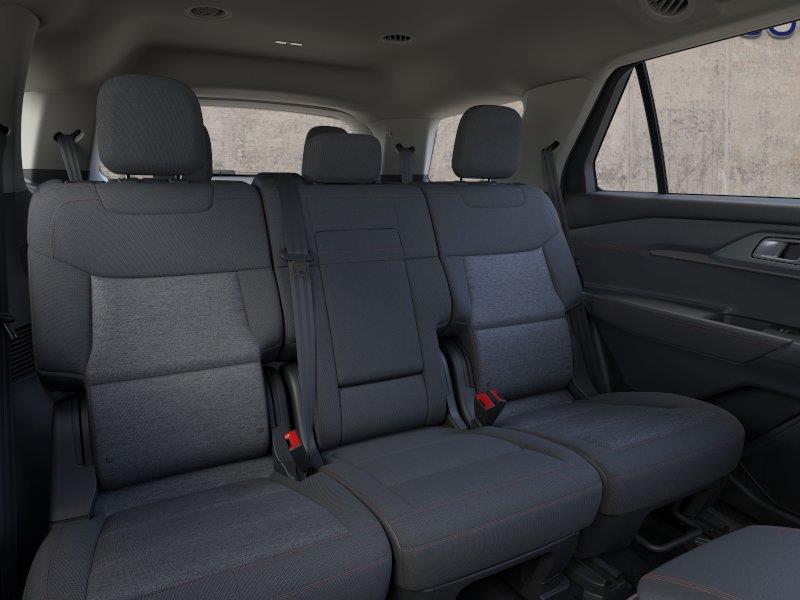 Vehicle photo 11