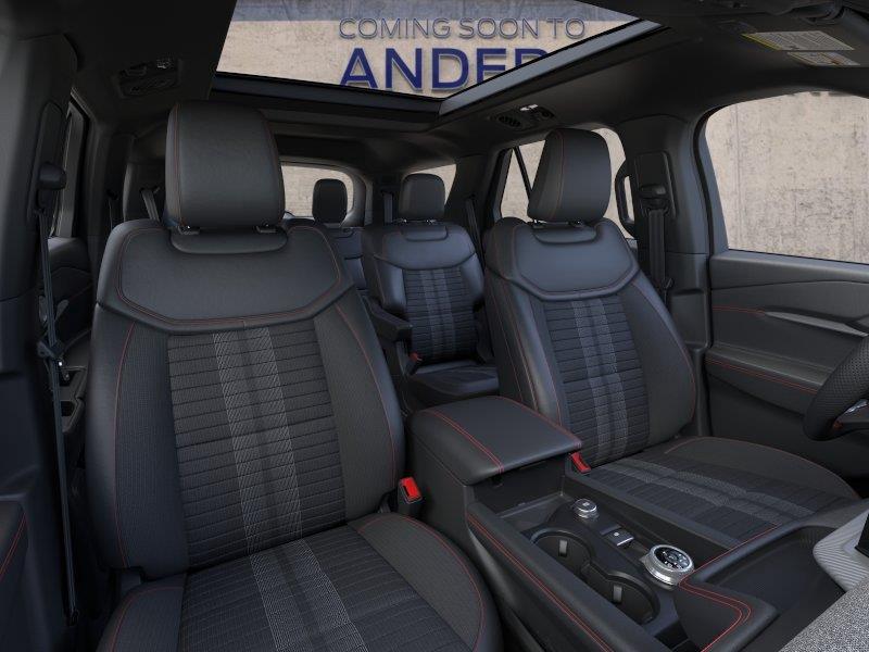 Vehicle photo 10