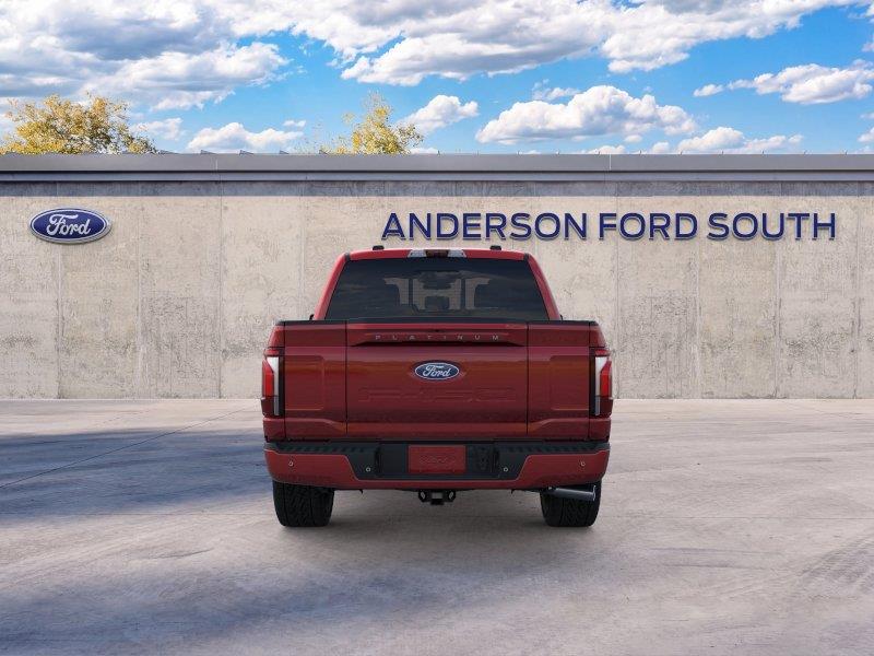 Vehicle photo 5