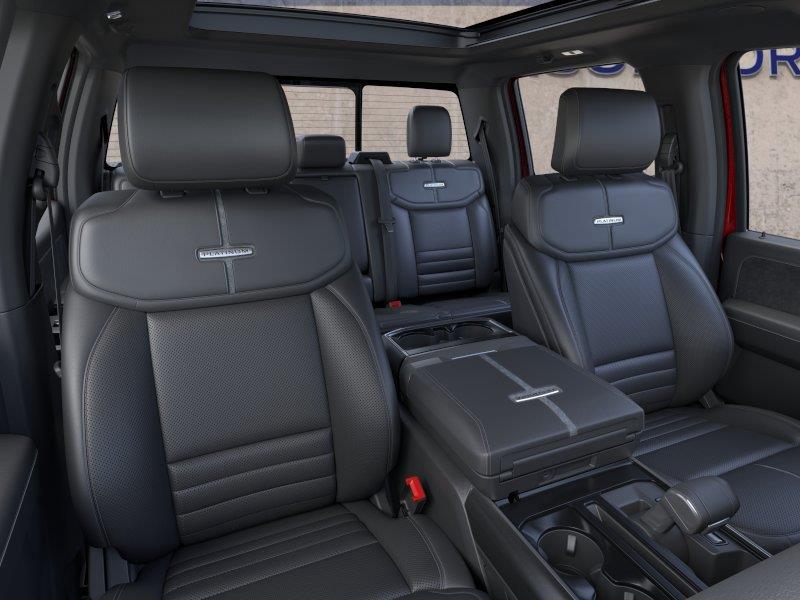 Vehicle photo 10