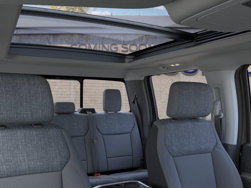 Vehicle photo 22
