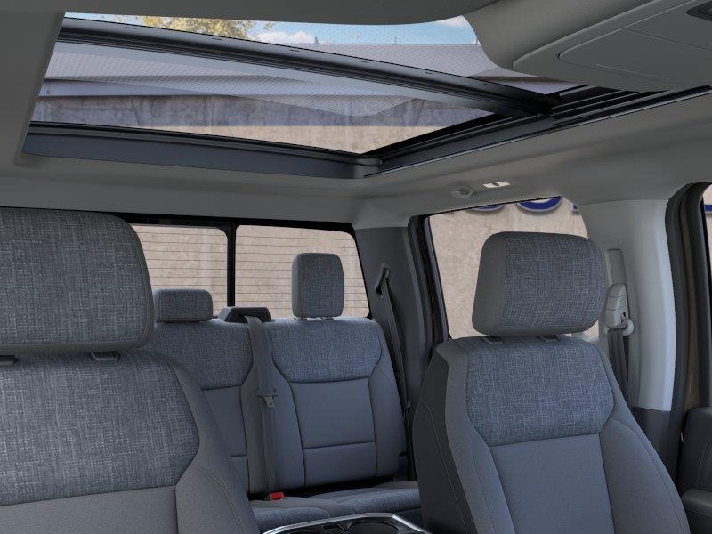 Vehicle photo 22