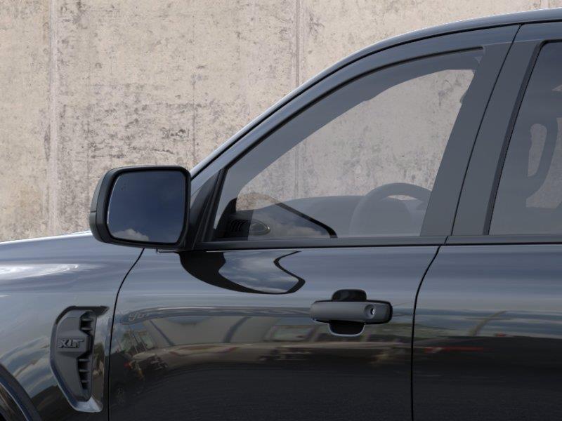 Vehicle photo 20