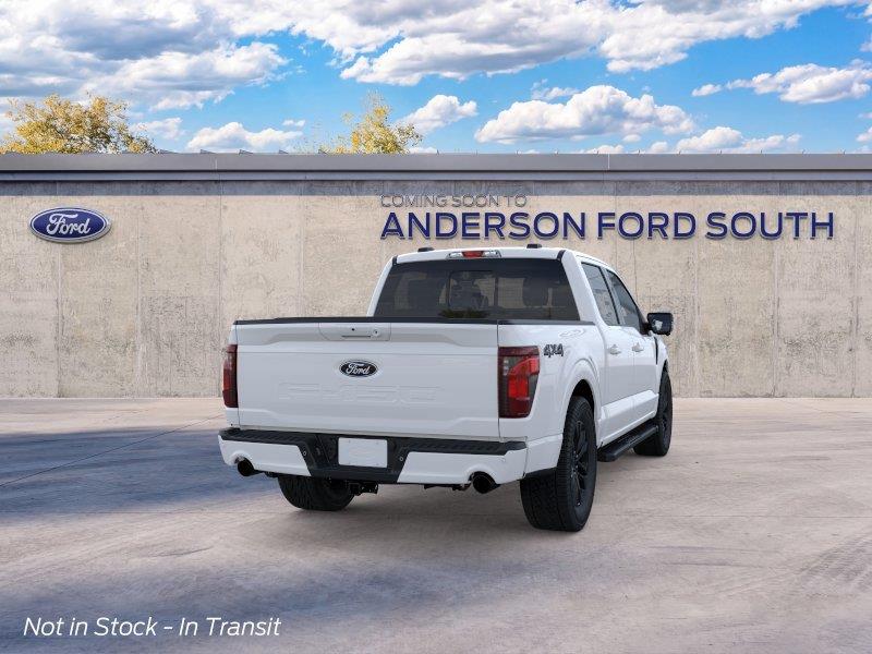 Vehicle photo 8