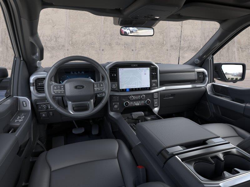 Vehicle photo 9