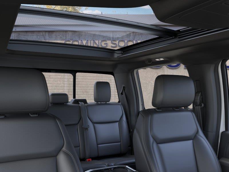 Vehicle photo 22
