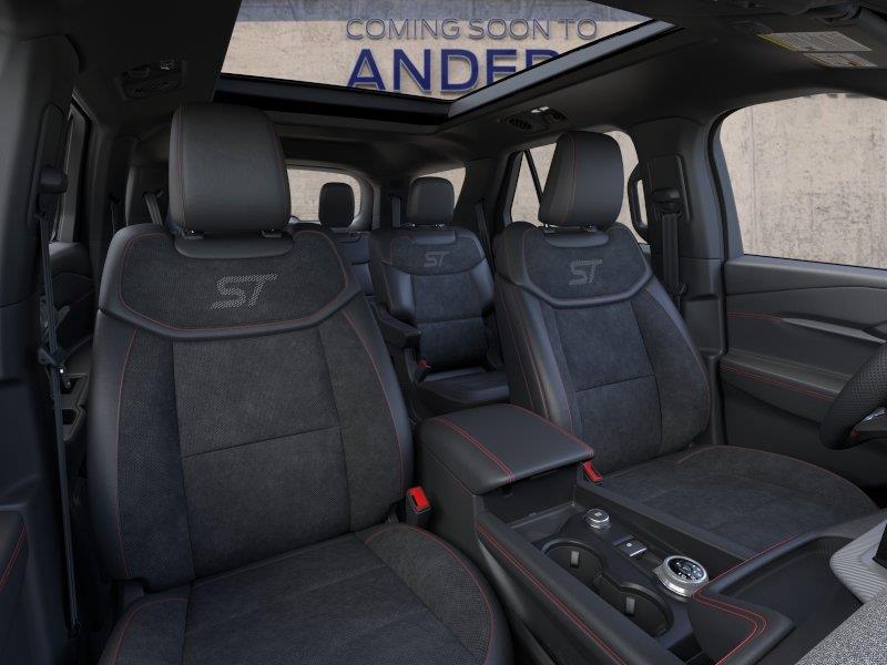 Vehicle photo 10