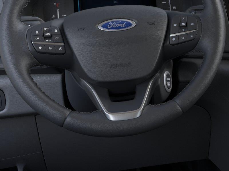 Vehicle photo 12