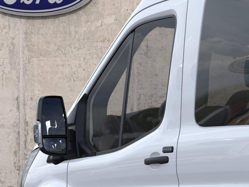 Vehicle photo 20