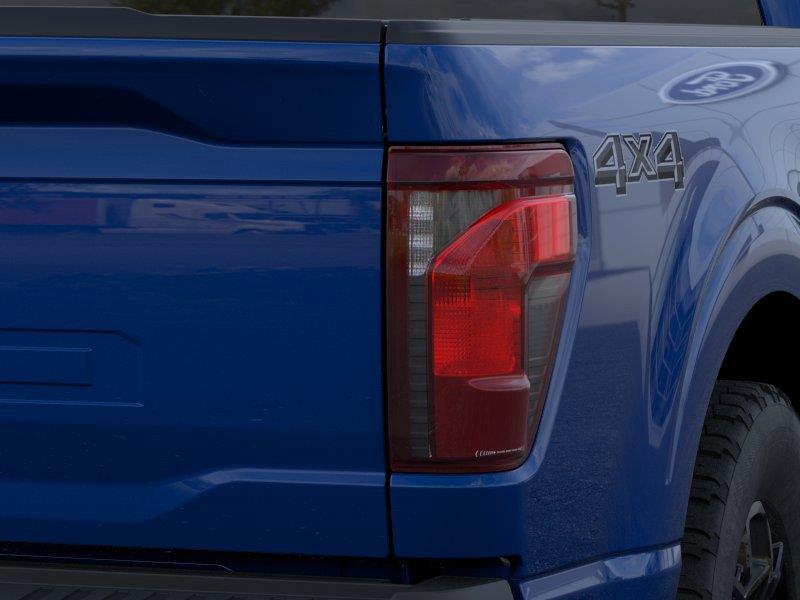 Vehicle photo 21
