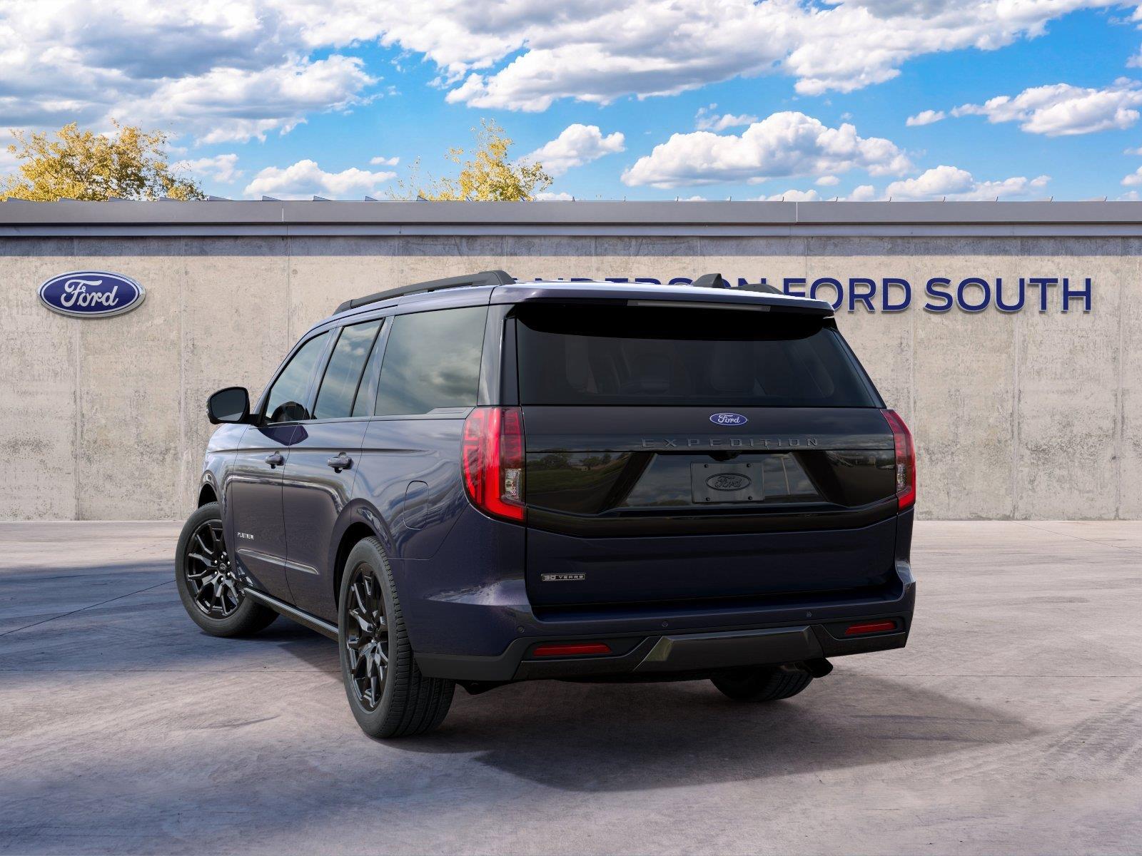 Vehicle photo 8
