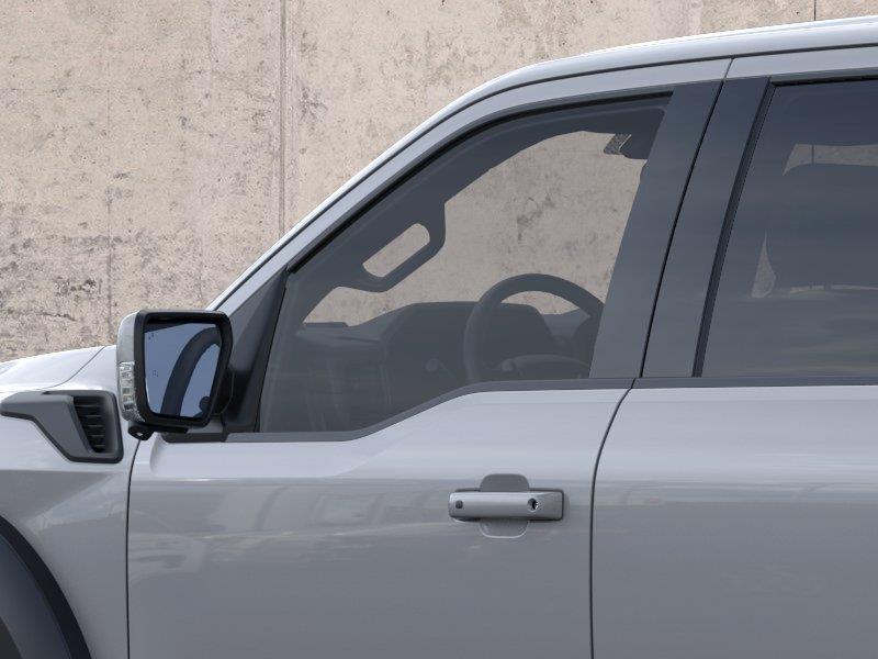 Vehicle photo 20
