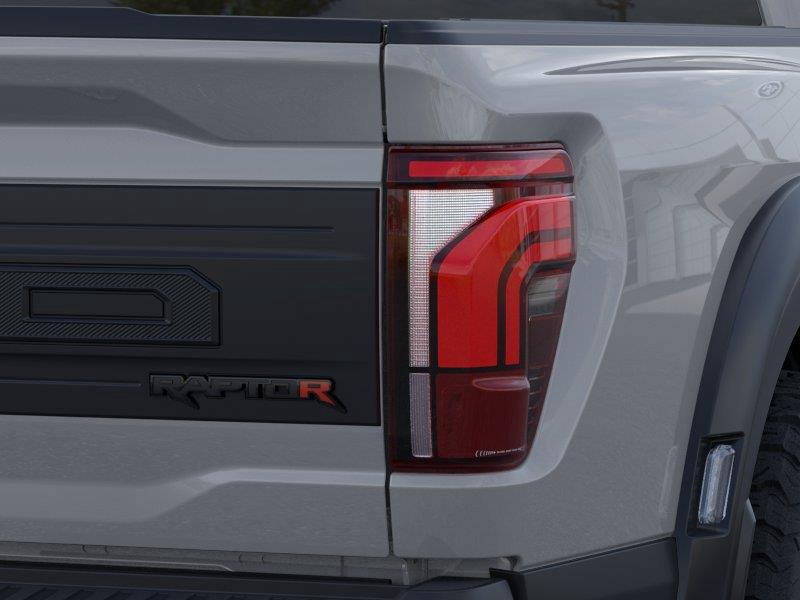 Vehicle photo 21