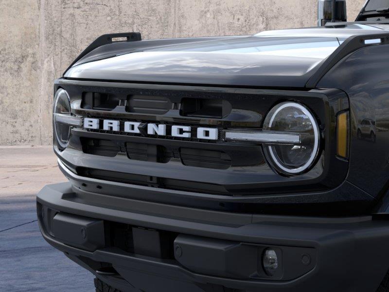 Vehicle photo 19