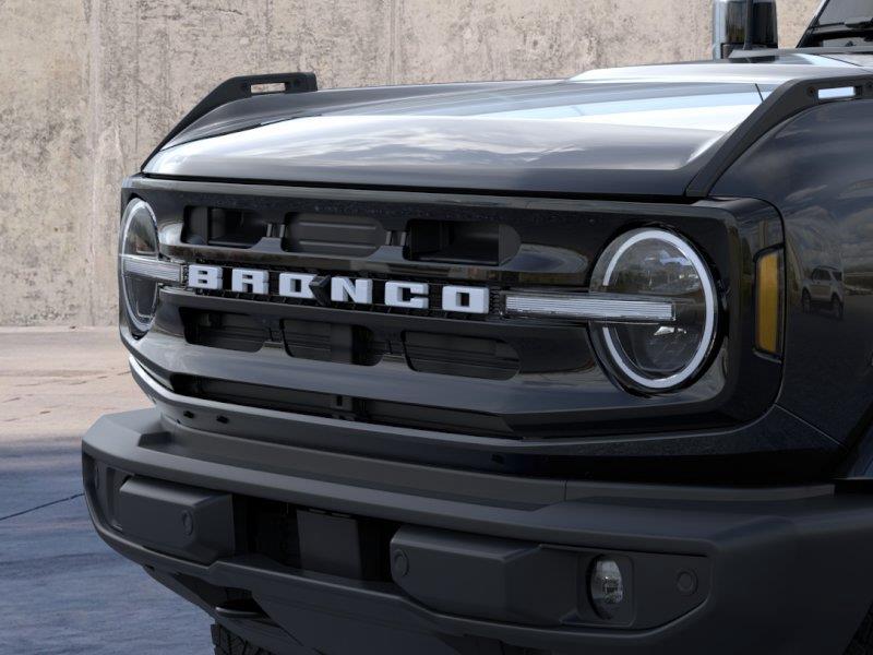 Vehicle photo 19