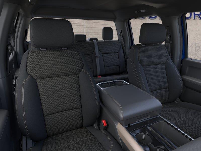 Vehicle photo 10