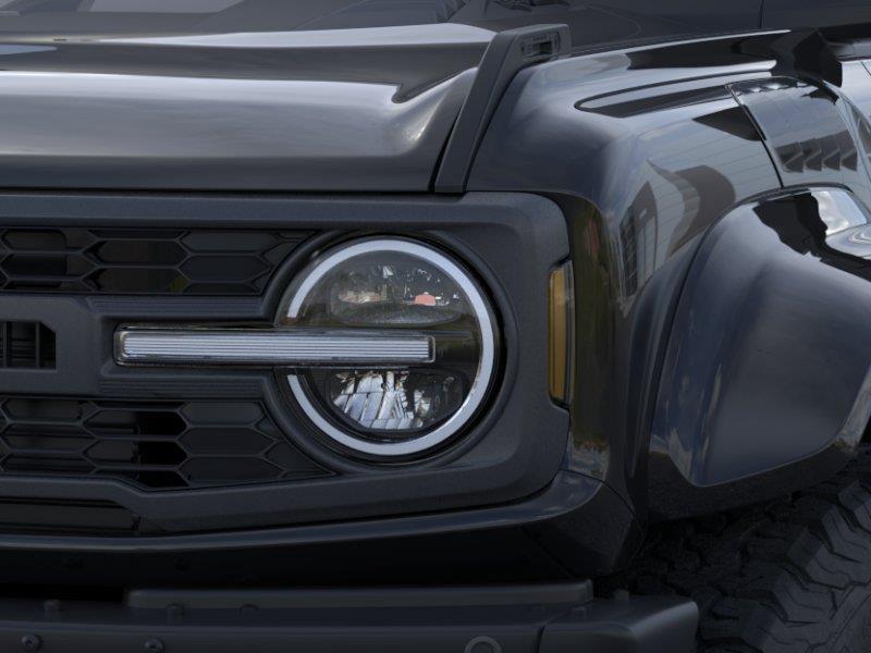 Vehicle photo 20