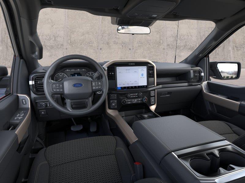 Vehicle photo 9
