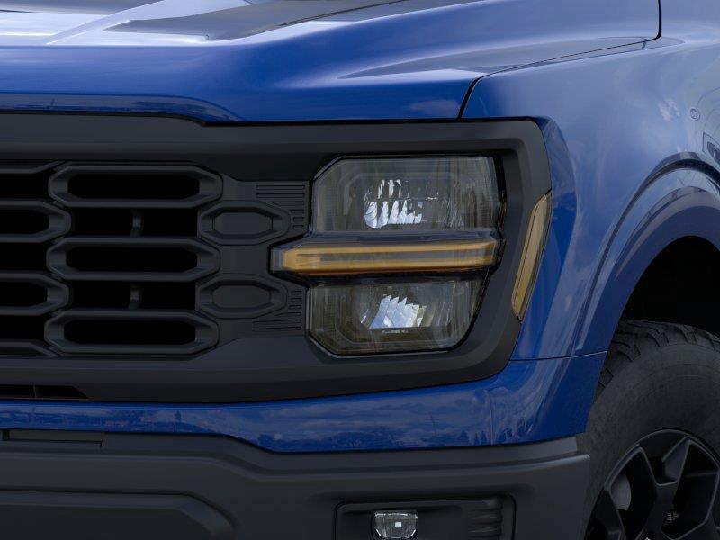 Vehicle photo 18