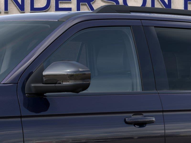 Vehicle photo 20